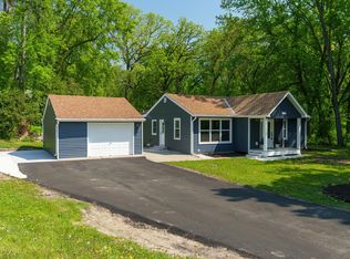 15624 Sunset Rd, Minnetonka, MN 55345