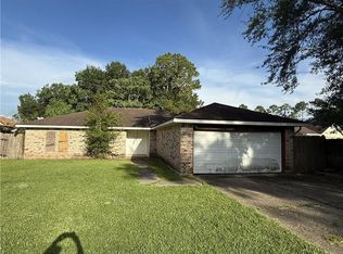 108 W Queens Dr, Slidell, LA 70458