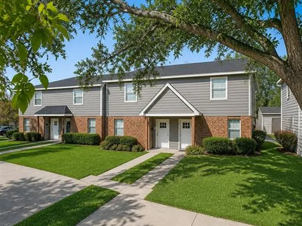210 Hunt St Unit B, Belle Chasse, LA 70037
