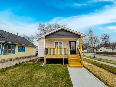 2158 E Walnut St, Des Moines, IA, 50317