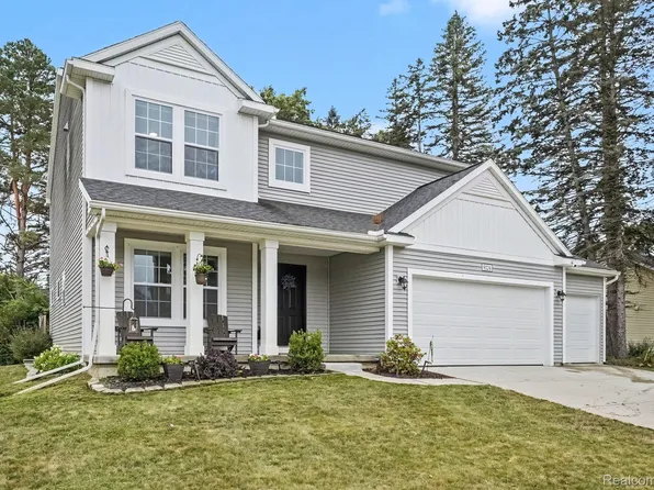 9324 Pine Walk Pass, Linden, MI 48451