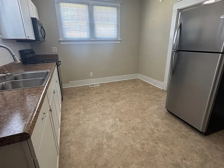 1804 Central Ave — Photo 10