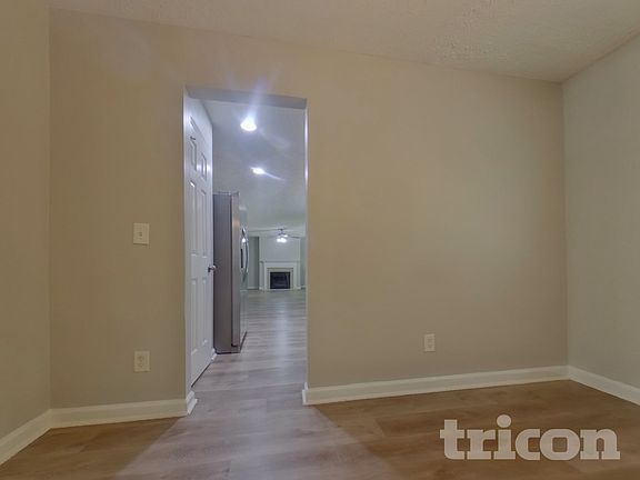 5th image of 156 Bridgestone Ln