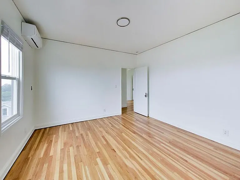 3719 Emerson St #9 — Photo 16