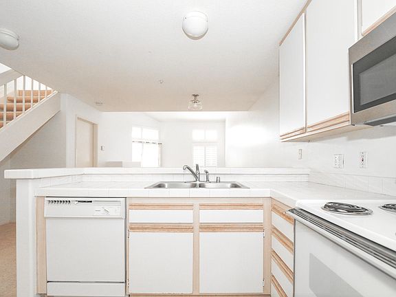 4th image of 2960 Champion Way APT 1111