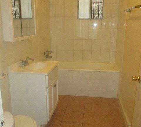 5th image of 819 Irolo St APT 104