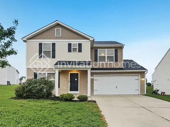 153 Steamboat Ln, Burlington, NC 27217