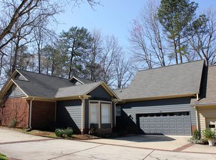 118 Prestwick Pl, Cary, NC 27511