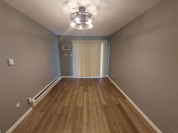 5th image of 9921 S Bunker Hill Dr #A