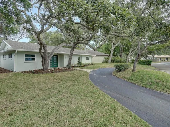 4411 15th St N, Saint Petersburg, FL 33703