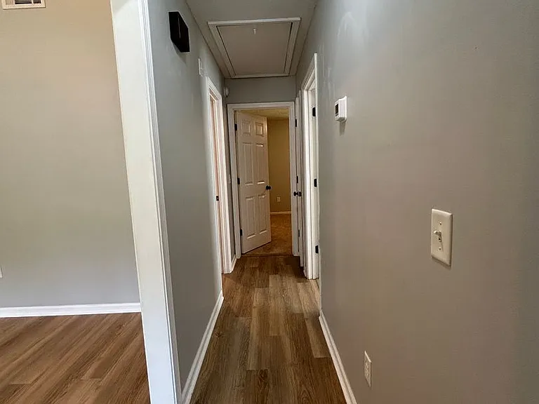 141 Oakwood Dr — Photo 10