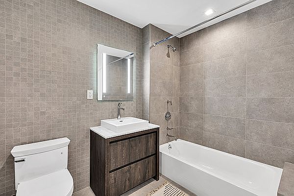 2nd image of 515 Ocean Ave #4DG