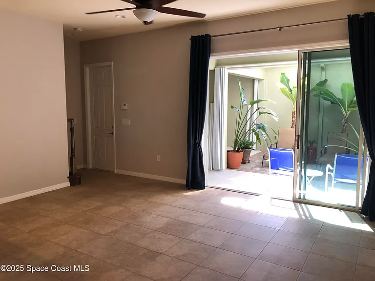 3225 Sedge Dr — Photo 4
