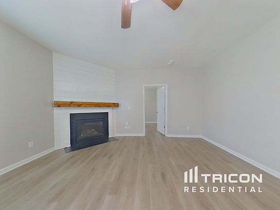 2nd image of 356 Kingsbury Ln