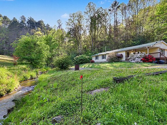 4th image of 20 Bates Creek Rd