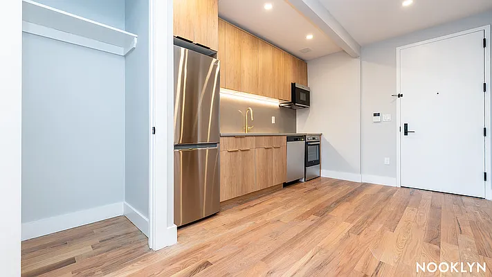 Rented by Nooklyn NYC LLC | media 3