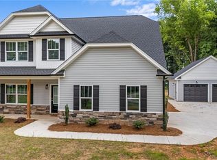 1337 Union Cross Rd, Kernersville, NC 27284