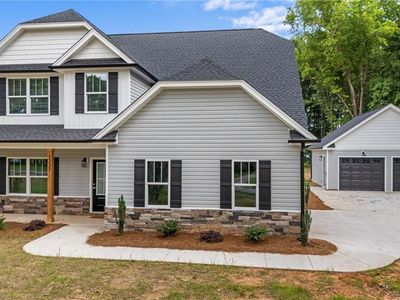 1337 Union Cross Rd, Kernersville, NC, 27284