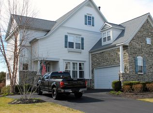 9280 Falling Water Dr, Bristow, VA 20136