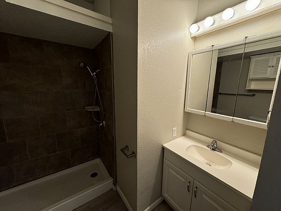 5th image of 4301 29th St