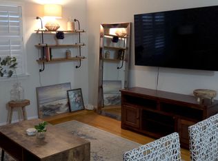 158 F St #1, Boston, MA 02127