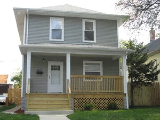 1521 Schilling Ave photo 1