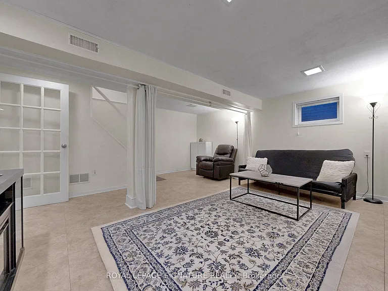 138 Garden Ave — Photo 1
