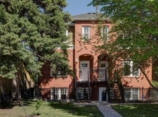 1908 W 32nd St SW #1, Calgary, AB T3E2R1