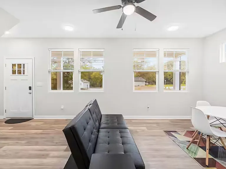 614 Kings Mountain St — Photo 12