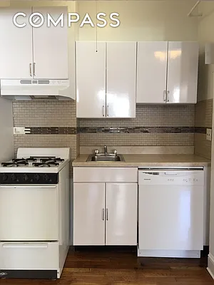 Rented by Compass | media 19