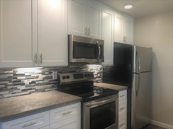 4th image of 3650 3rd Ave APT 12