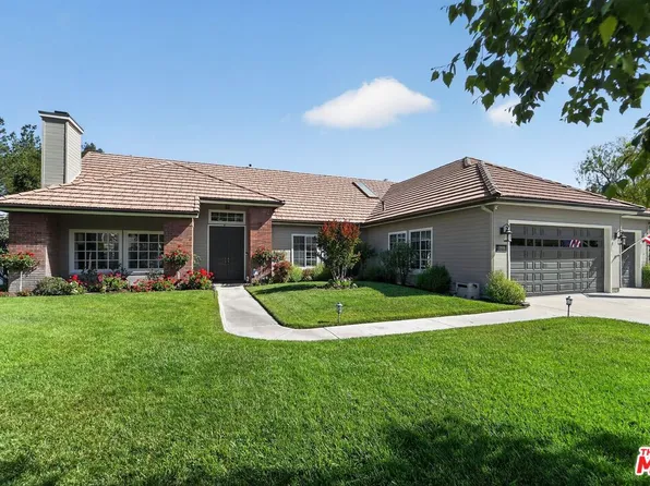 15555 Bronco Dr, Santa Clarita, CA 91387