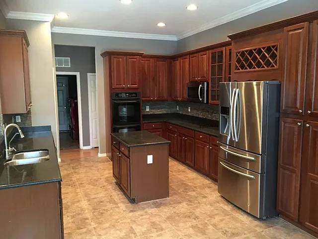 23307 Abercorn Ln — Photo 3