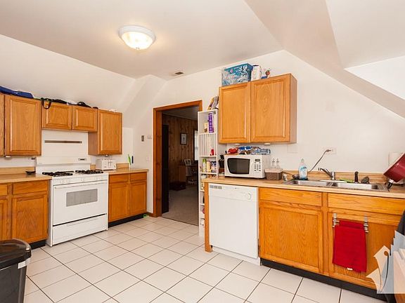 4th image of 3542 N Hoyne Ave #2