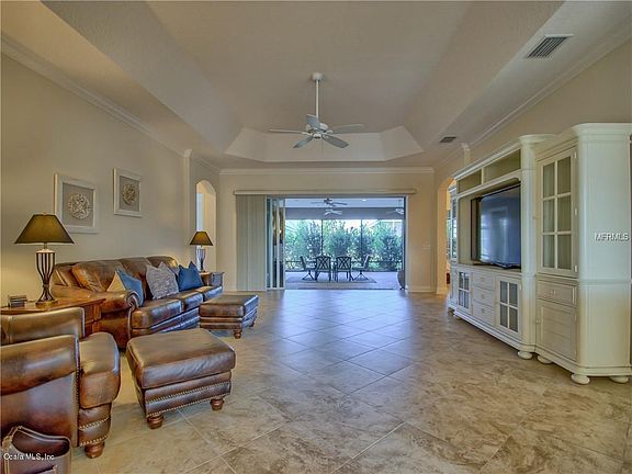 5th image of 1824 Justice Ln
