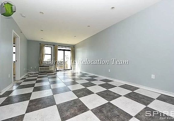 4th image of 30-37 38th St #4R
