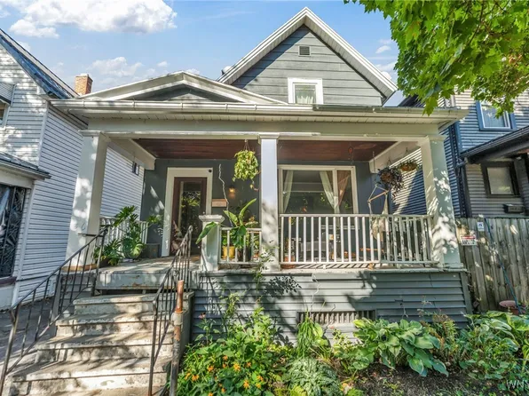 36 Baynes St, Buffalo, NY 14213