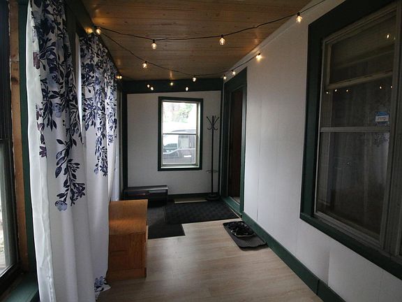 5th image of 62 Hatch Ave