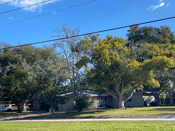 2nd image of 2685 Columbus Way S