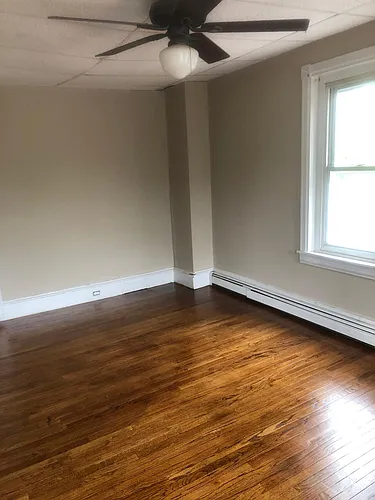 260 Bridge St #3 Photo 1