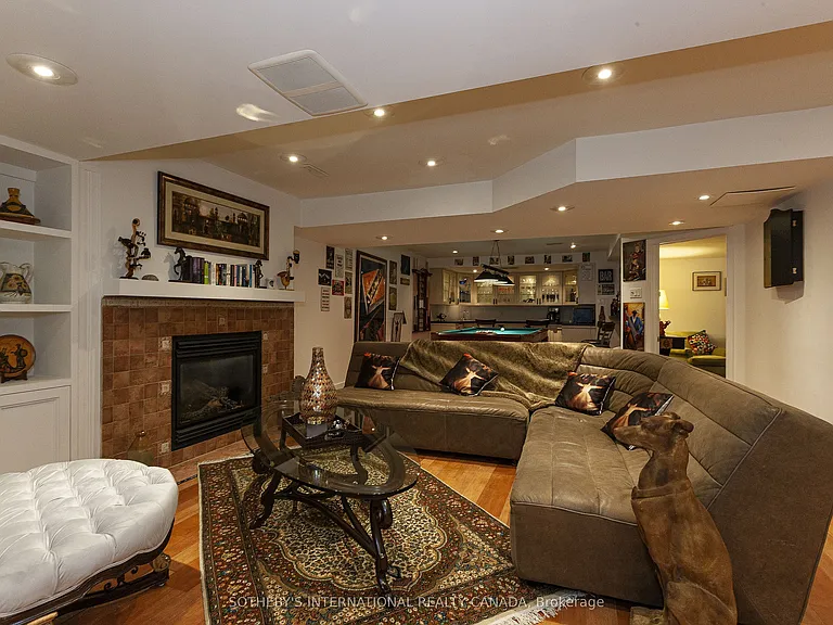 2074 Brays Ln — Photo 24