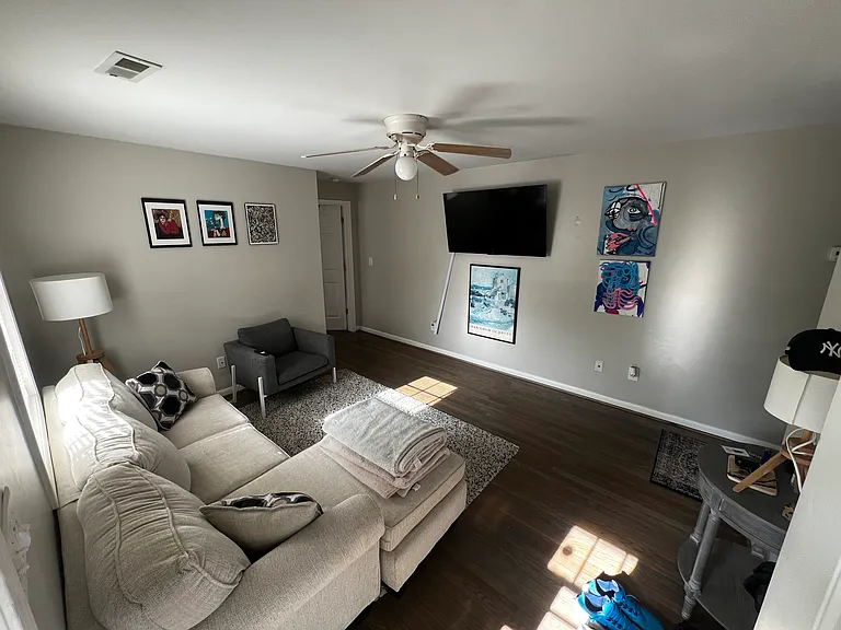 1018 Wachovia St #1018 — Photo 10