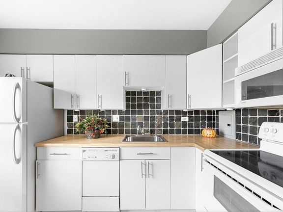 4th image of 501 E Prospect Ave APT 1C