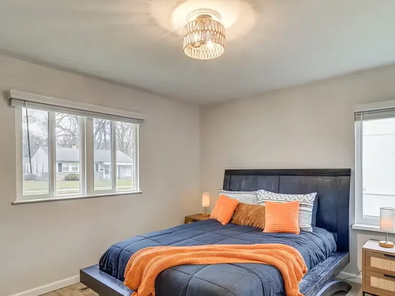 10251 Corning St — Photo 5