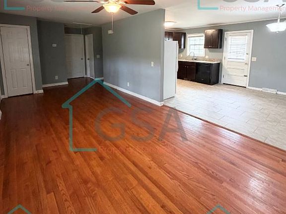 5th image of 106A Keowee Ave