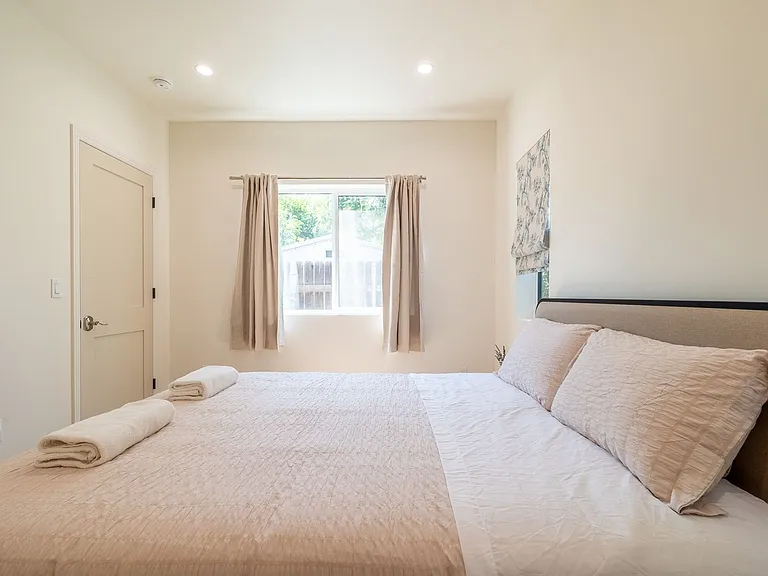 613 W Olive Ave #1 — Photo 36