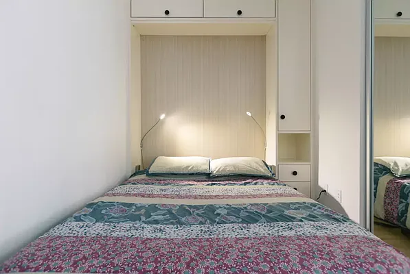 Rented by Compass | media 28