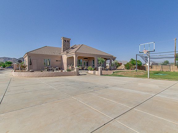 5th image of 20410 E Excelsior Ct