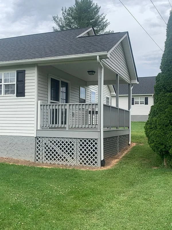 2 bed, 2.0 bath, 1112 sqft, $1,950 — Photo 4