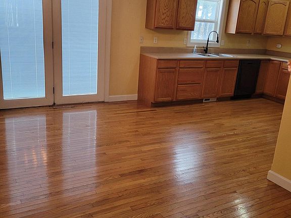 4th image of 2676 Pillon Rd